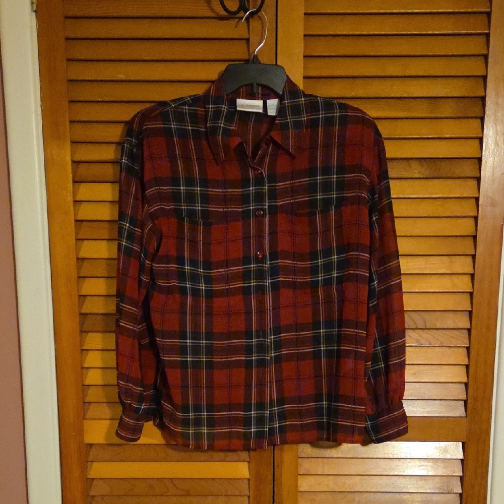 Liz Claiborne Women's Red Plaid Button Down Shirt